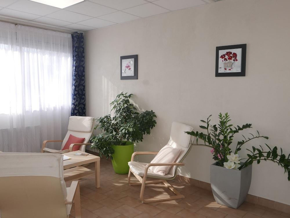 Abbatiale Hotel et Restaurant Grenoble Centre Extérieur photo