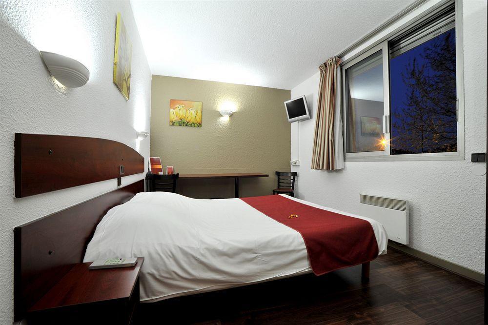 Abbatiale Hotel et Restaurant Grenoble Centre Extérieur photo