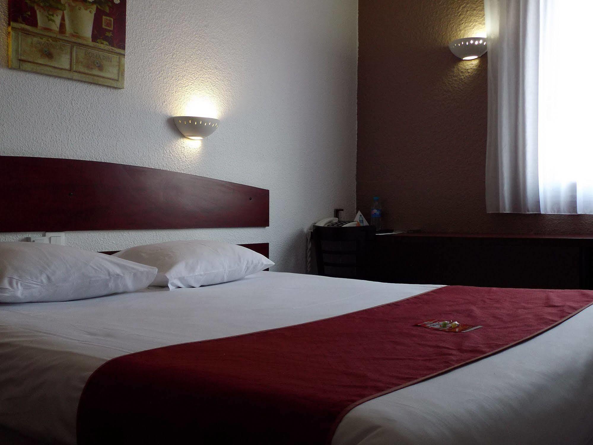 Abbatiale Hotel et Restaurant Grenoble Centre Extérieur photo